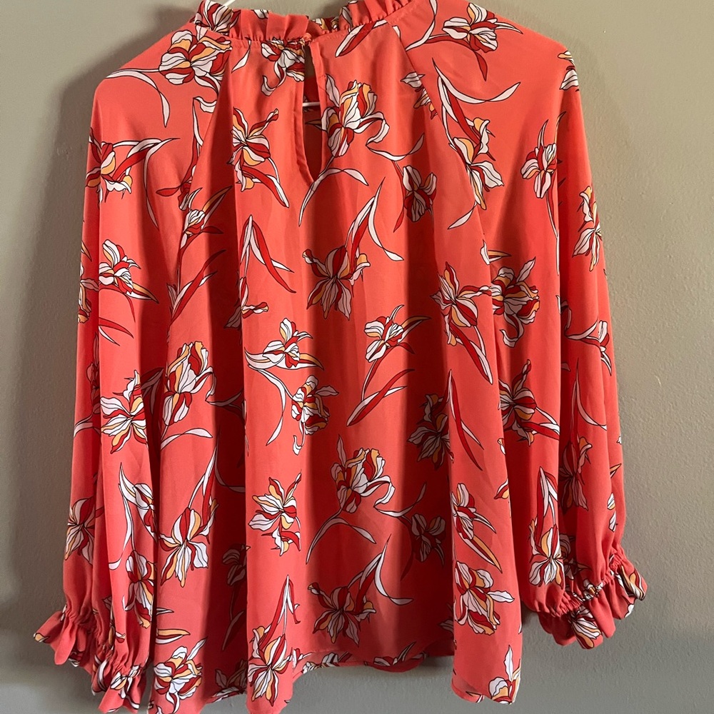 Worthington Vibrant Coral and White Floral Top - Picture 6 of 7